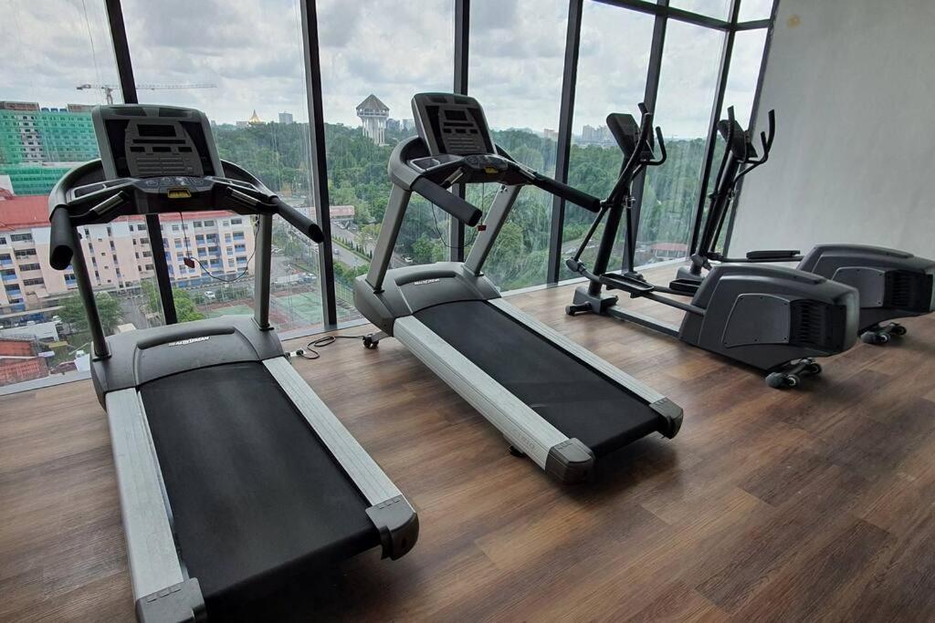 Kozi Square New Sgh Cozy Home Lv5B Kuching Bagian luar foto