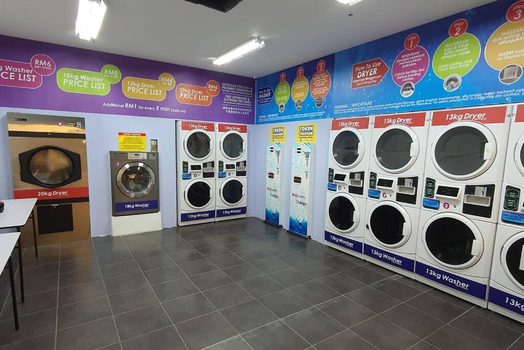Kozi Square New Sgh Cozy Home Lv5B Kuching Bagian luar foto