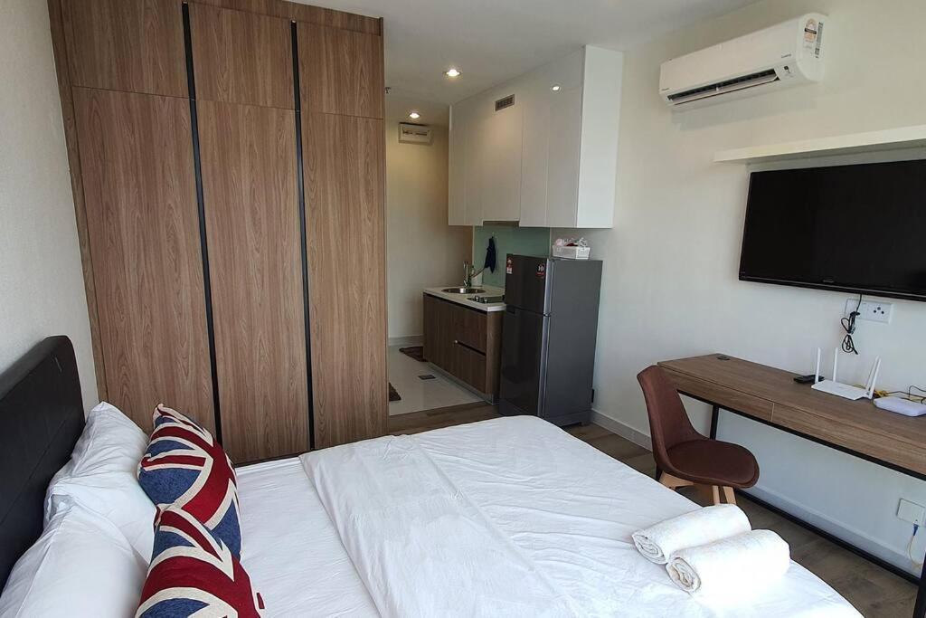 Kozi Square New Sgh Cozy Home Lv5B Kuching Bagian luar foto