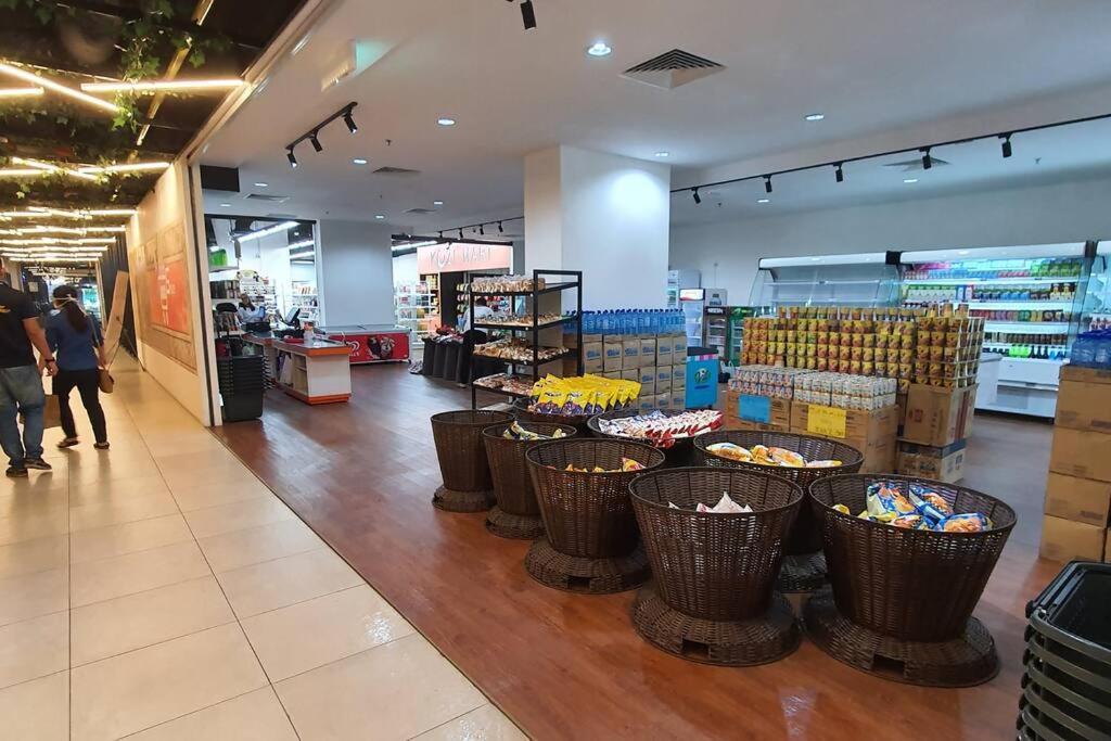Kozi Square New Sgh Cozy Home Lv5B Kuching Bagian luar foto